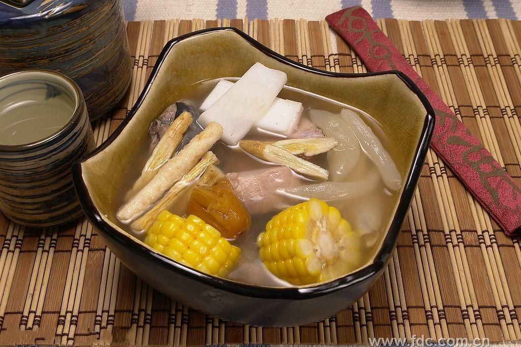 如何缓解胃胀?